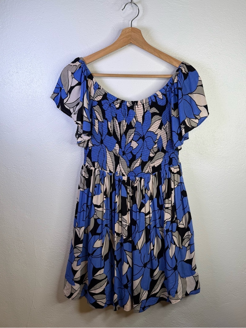 Free People Louise Smocked Dress Women’s Size Medium - Picture 3 of 16